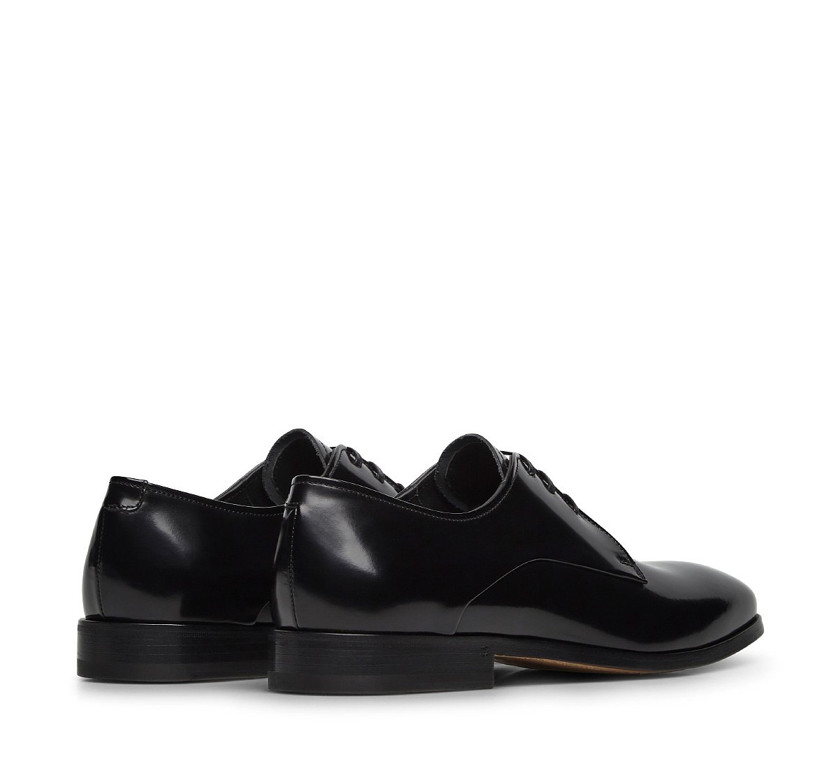 Derby shoes in calfskin