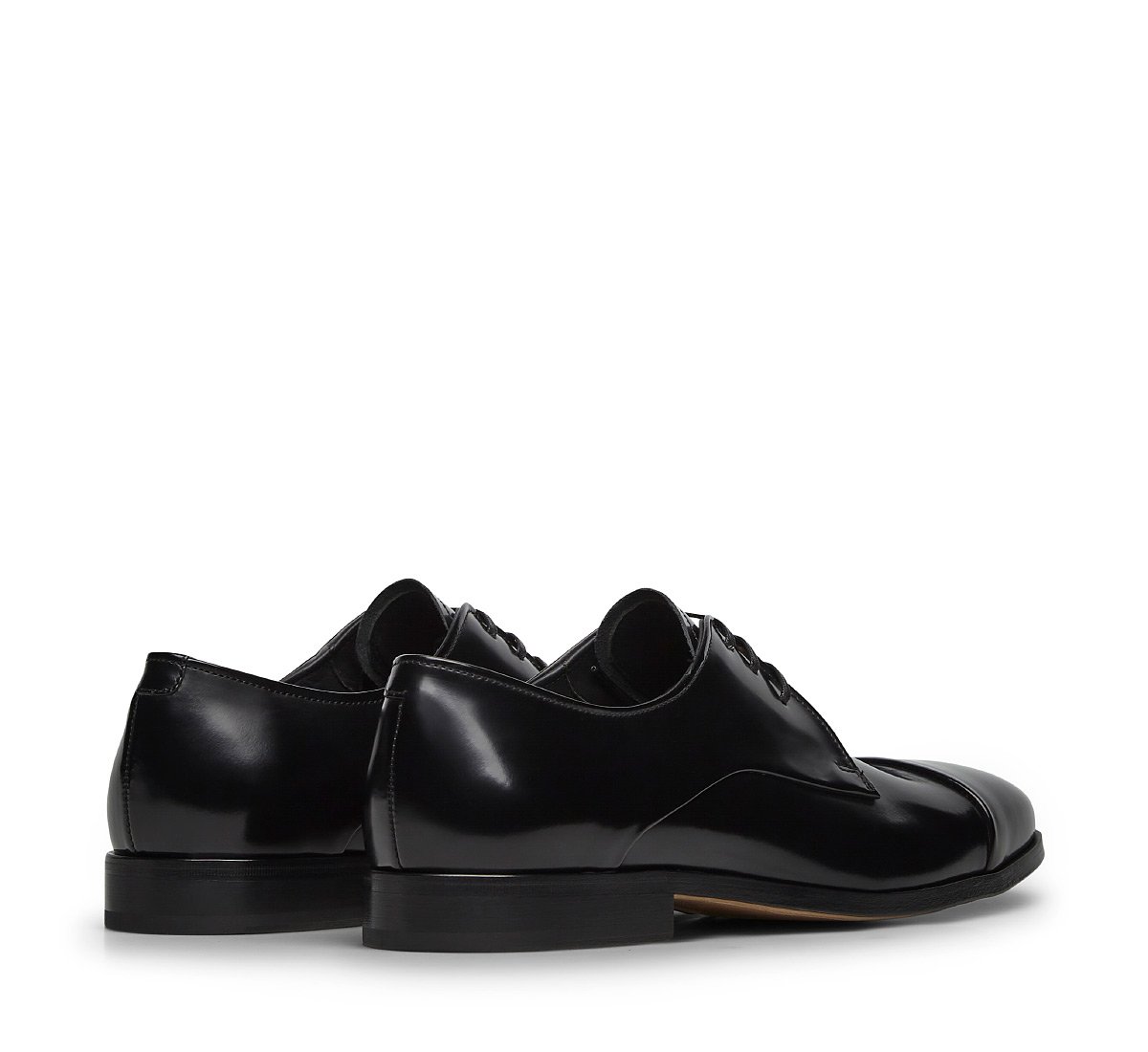 Derby shoes in calfskin