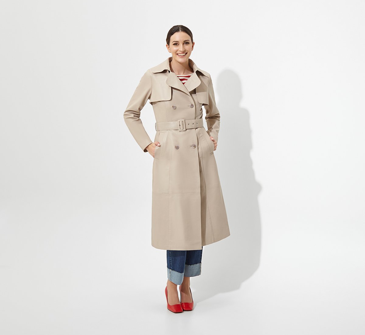 Trench coat with belt