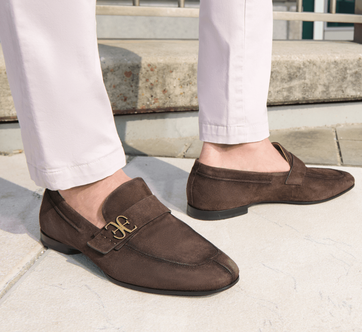 Vintage suede loafer